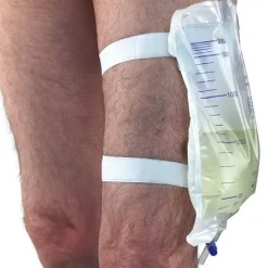 Attaches poche à urine