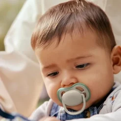 Avent Ultra air Sucette symétrique 6-18 mois
