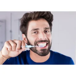 Elgydium Blancheur brosse à dents medium