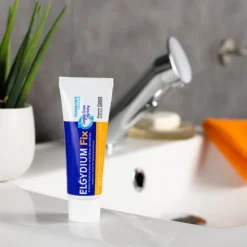 Elgydium Fix Fixation Forte Crème fixative