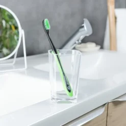 Elgydium Xtrem Brosse à dents adolescent medium