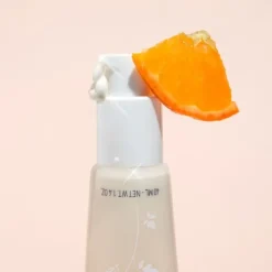 Erborian Skin Hero Glow Perfecteur de peau non teinté