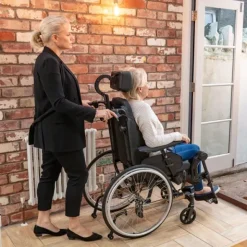 Invacare Fauteuil roulant confort Clematis Pro One S