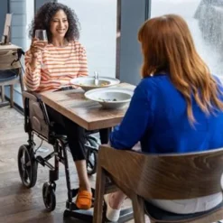 Invacare Fauteuil roulant de transfert Action 2 Transit Lite