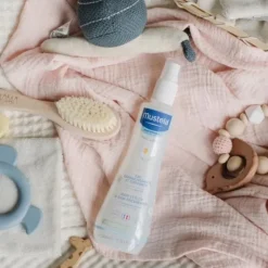 Mustela Eau rafraîchissante et coiffante