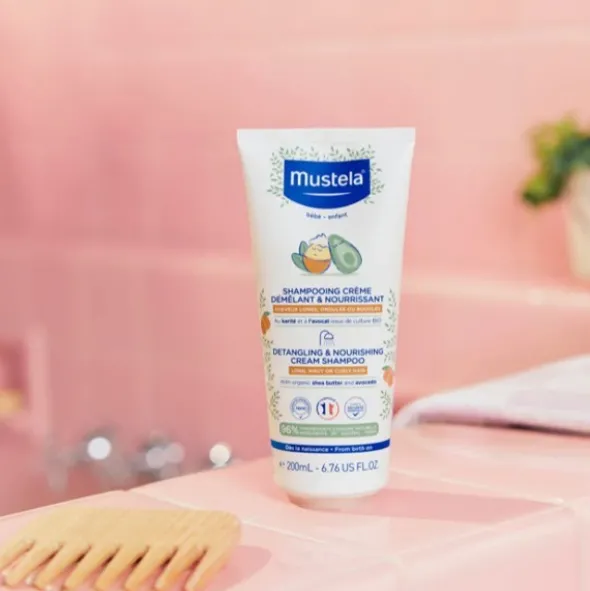 Mustela Shampooing crème démêlant et nourrissant