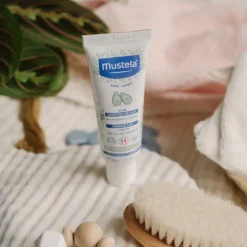 Mustela soin croûtes de lait