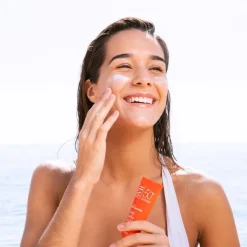 SVR Sun Secure Fluide solaire SPF 50+