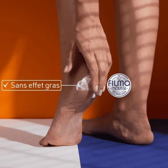 Urgo Crème en mousse pieds secs à très secs