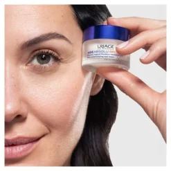 Uriage Age Absolu crème rose redensifiante