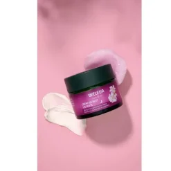 Weleda Crème de nuit lissante Rose musquée et Thé blanc Bio